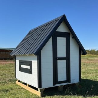 Pedestal Coop